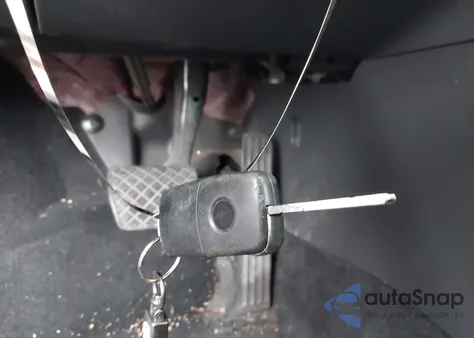 2013 Volkswagen Passat 2.5L S z USA, uszkodzony, nr VIN 1VWAP7A30DC078037